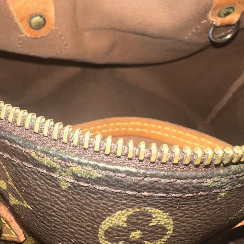 Louis Vuitton Speedy30 Mono with COA - Picture 11 of 16